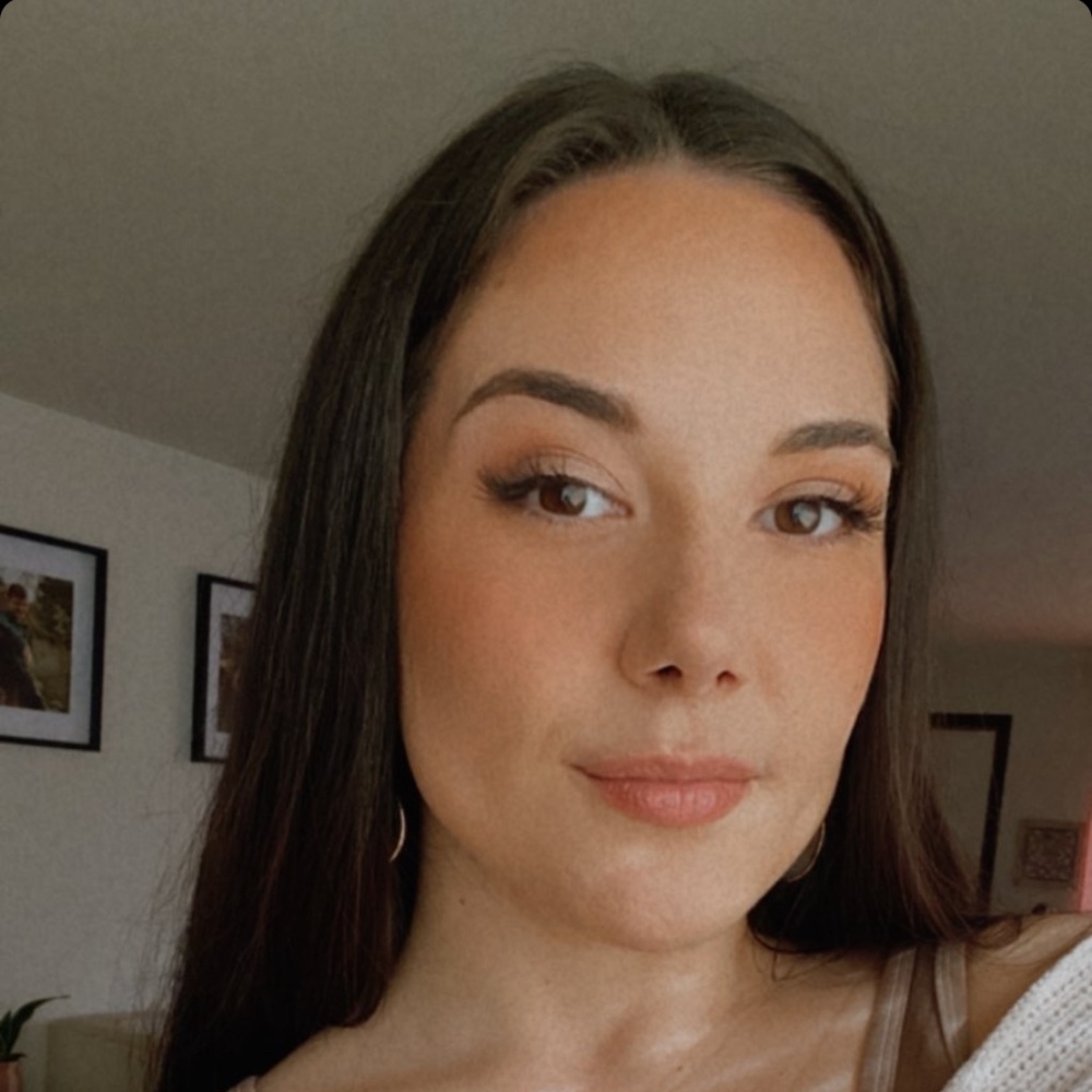 Meet your Posher, Alexandra